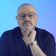 کسب‌ و کار میلیاردی با علی کنعانی